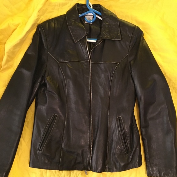 Leather jacket - Picture 2 of 4